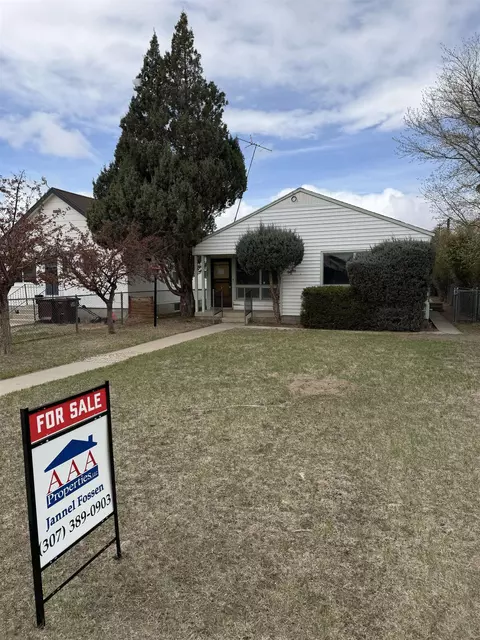 227 N Main St, Lyman, WY 82937