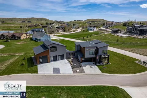 5 St Andrews Ln, Sheridan, WY 82801