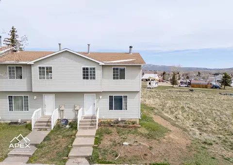 44 Incline Dr, Evanston, WY 82930