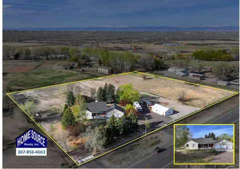 6659 Riverview Rd, Riverton, WY 82501
