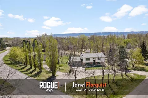1951 Piney Creek Rd, Casper, WY 82604