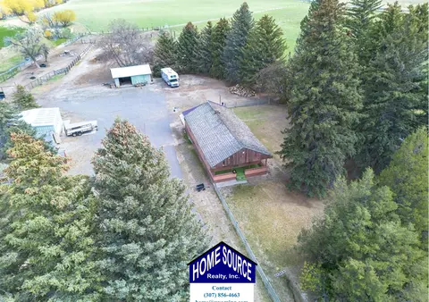 1704 N 8th W, Riverton, WY 82501