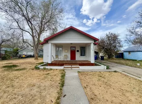 214 E Bell Ave, Riverton, WY 82501