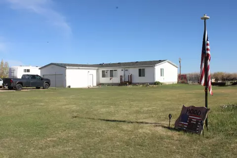 771 Emigrant Rd, Lyman, WY 82937