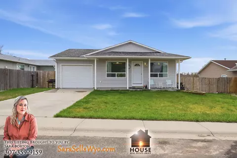 613 Olds Dr, Douglas, WY 82633