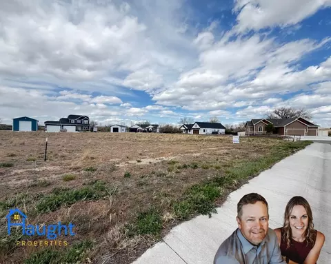 1220 Big Horn Dr, Douglas, WY 82633