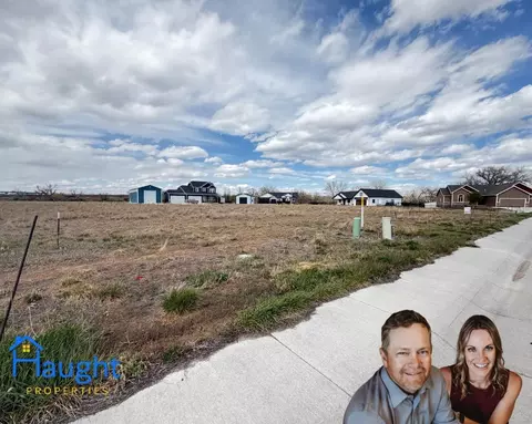 1214 Big Horn Dr, Douglas, WY 82633