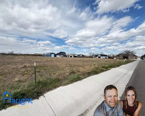 1208 Big Horn Dr, Douglas, WY 82633