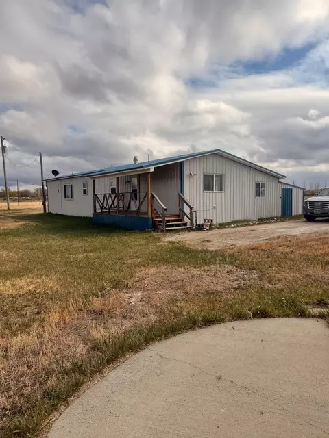24 Oriole Ln, Riverton, WY 82501