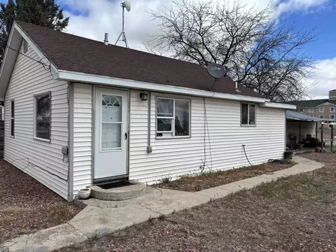 1317 High St, Torrington, WY 82240
