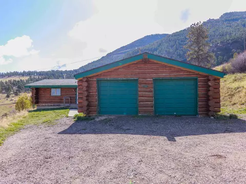 3339 Garden Creek Rd, Casper, WY 82601