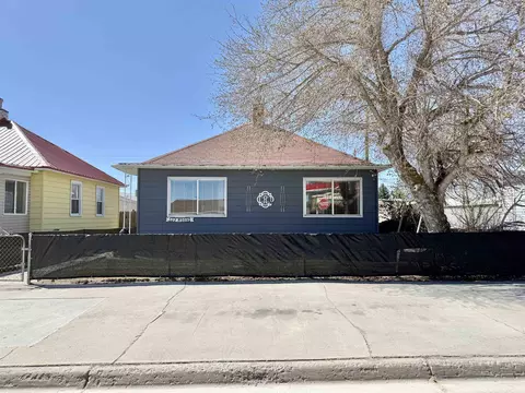 522 Moose St, Kemmerer, WY 83101