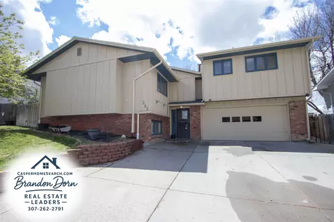 360 Zinnia, Casper, WY 82604