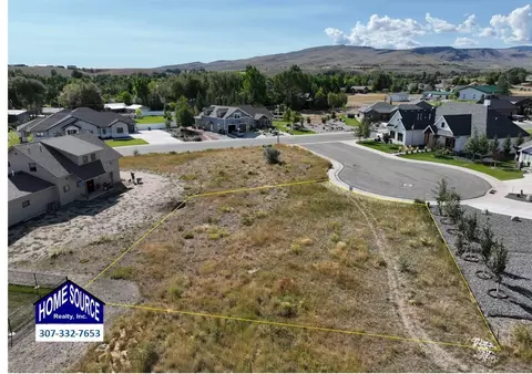 120 Roaring Fork Rd, Lander, WY 82520