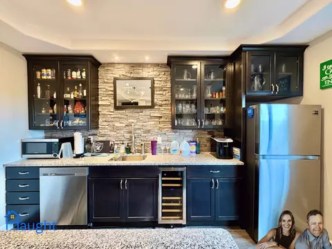 Kitchen - 945 Eagle Dr, Douglas, WY 82633 photo 6 of 9