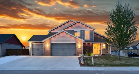 945 Eagle Dr, Douglas, WY 82633