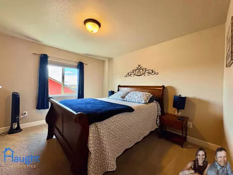 Bedroom - 945 Eagle Dr, Douglas, WY 82633 photo 2 of 4