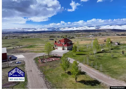 View/Area - 655 Longview Ln, Lander, WY 82520 photo 1 of 4