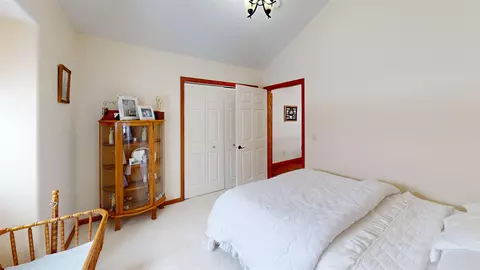 Bedroom - 655 Longview Ln, Lander, WY 82520 photo 5 of 6