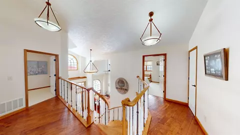 Entry Way - 655 Longview Ln, Lander, WY 82520 photo 3 of 4