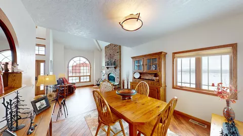 Dining - 655 Longview Ln, Lander, WY 82520 photo 2 of 4