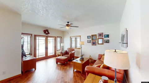 Living - 655 Longview Ln, Lander, WY 82520 photo 1 of 1