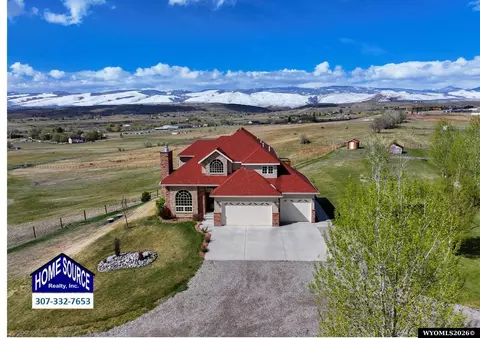View/Area - 655 Longview Ln, Lander, WY 82520 photo 2 of 4