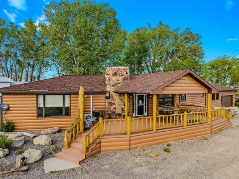 28 Coffey Ln, Pavillion, WY 82523