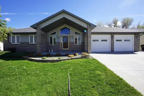 123 Riverbend Rd, Casper, WY 82604