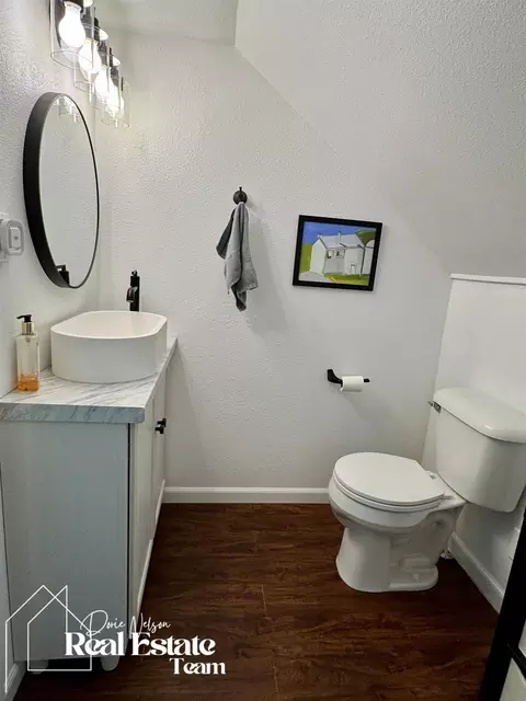 Bath - 428 E 13th St, Casper, WY 82601 photo 2 of 6