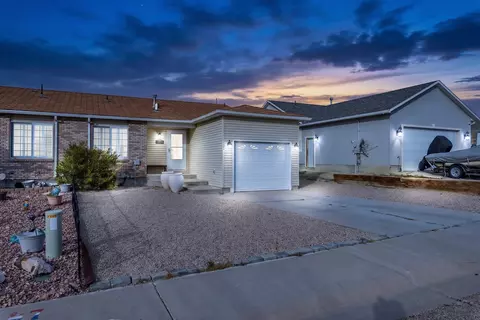 121 Morning Glory Way, Rock Springs, WY 82901