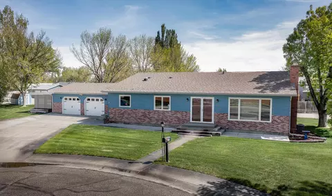 512 Teton Pl, Worland, WY 82401