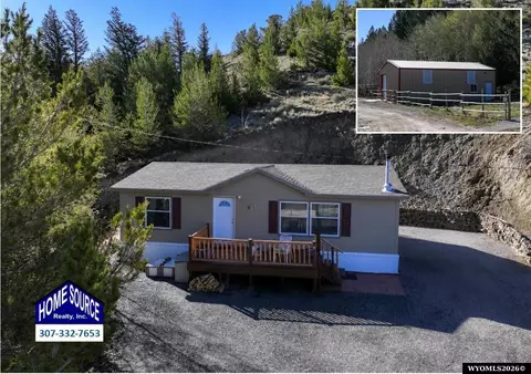 65 Carpenter St, Atlantic City, WY 82520