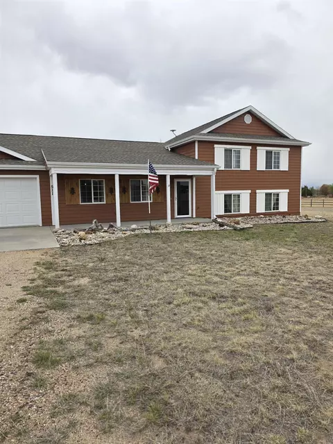 511 Valley View Drive Dr, Torrington, WY 82240