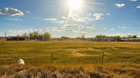 446 Twin Butte Dr, Lyman, WY 82937