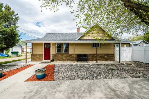 835 Olive St, Sheridan, WY 82801