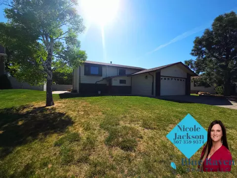 304 20th St, Wheatland, WY 82201