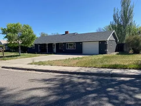 1213 Crest Way, Worland, WY 82401