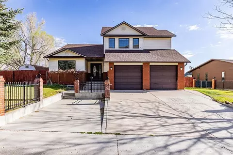 2325 W Teton Blvd, Green River, WY 82935