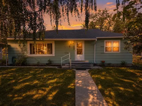 810 S 5th St, Basin, WY 82410