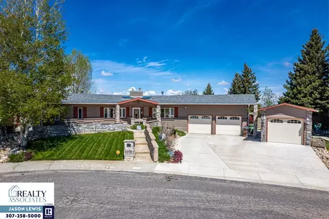 3200 Glacier, Casper, WY 82604