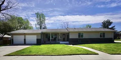 1651 Brentwood Dr, Casper, WY 82604