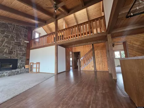 15 Mason Ct, Dubois, WY 82513