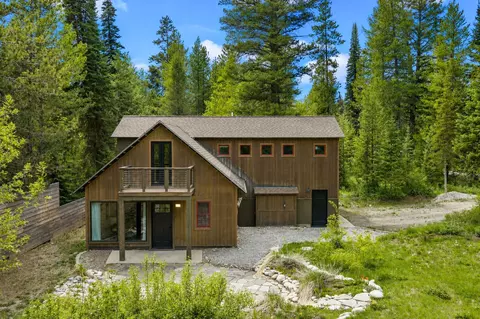 386 Spruce St, Alpine, WY 83128