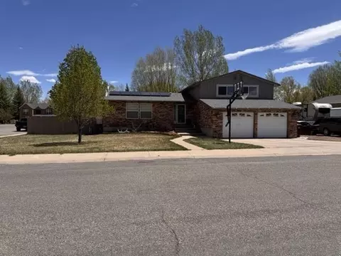 265 Forrest Pl, Mountain View, WY 82939