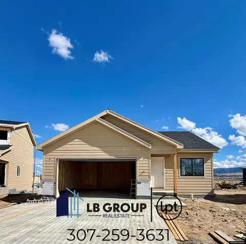 4558 Shale Cir, Mills, WY 82644