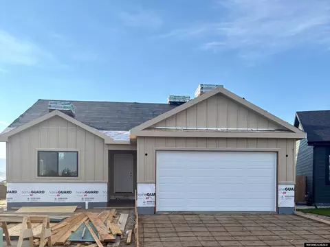 4548 Shale Cir, Mills, WY 82644