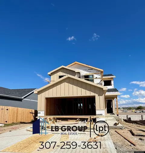 4568 Shale Cir, Mills, WY 82644