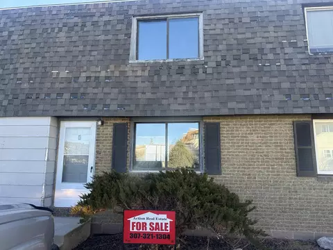 1822 Mactavish Unit 4 Ct, Rawlins, WY 82301