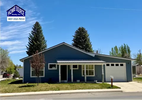 670 N 2nd St, Lander, WY 82520